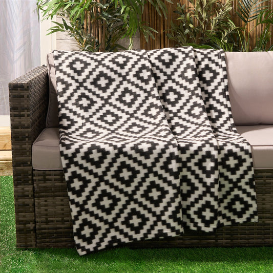 Geometric Tile Print Fleece Throw Monochrome