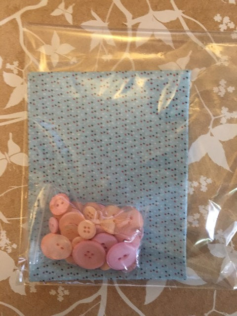 Singing The Blues Fat Quarter With Buttons