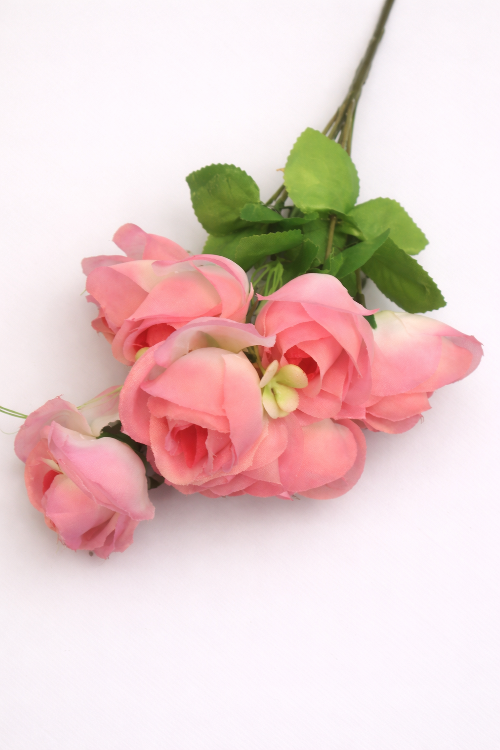 artificial silk rose flower bunch in peach ideal for vase display or decorative styling