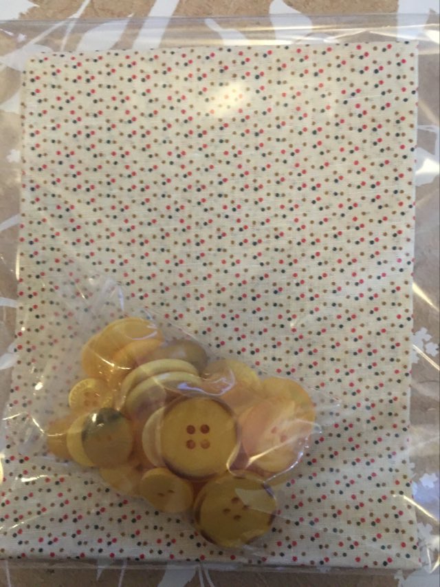 Sunny Fat Quarter With Buttons