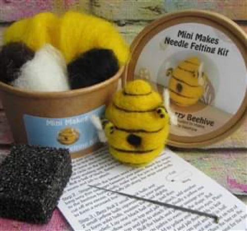 BEE Needle Felting Kit